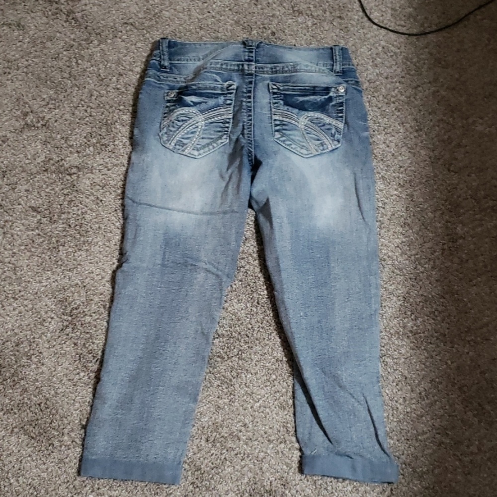 Capris - Picture 2 of 2